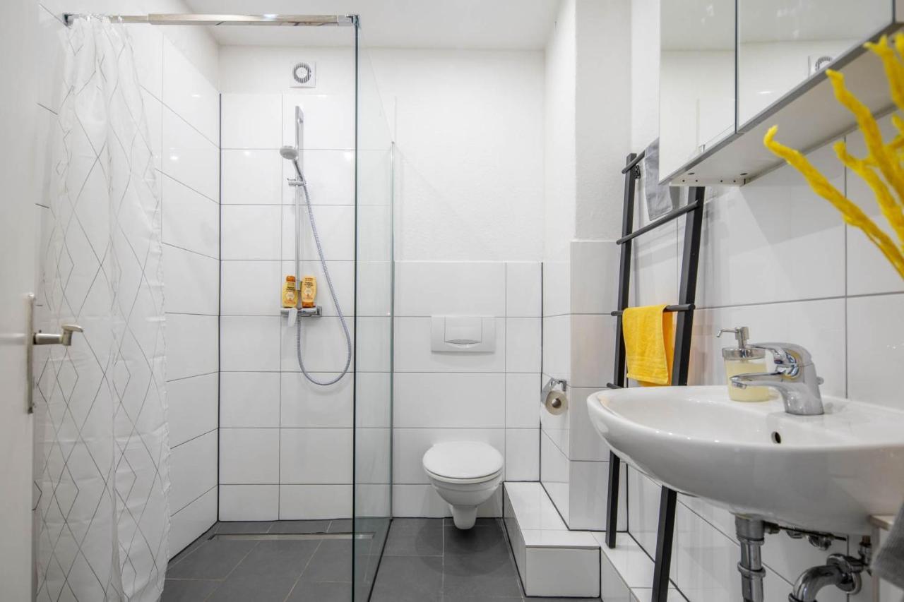 Studio Loft With Walk-In Rain-Shower Appartamento Amburgo Esterno foto